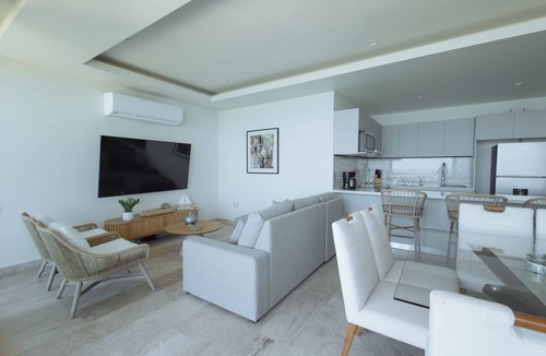Puerto Yucalpeten Apartment | Catavento 9th floor - Luxury ocean front with panoramic balcony