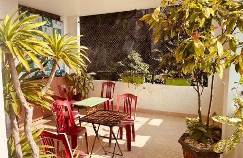 Cat Ba Hotel | CatBa Sky View Hotel