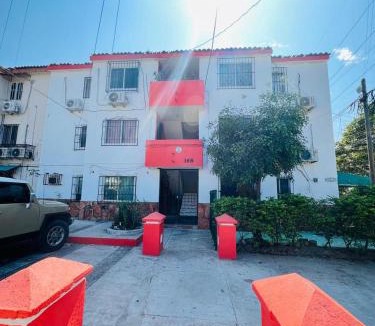 Puerto Vallarta Apartment | Central Family Apartment with Air conditioning and Hot Water