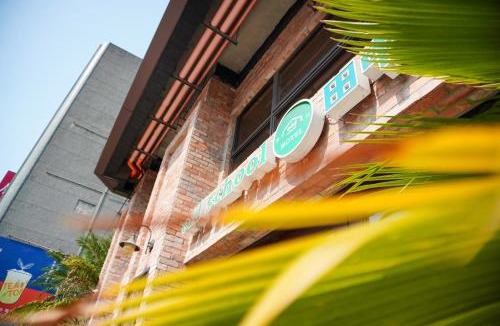 East District Hotel | Central Land Hotel