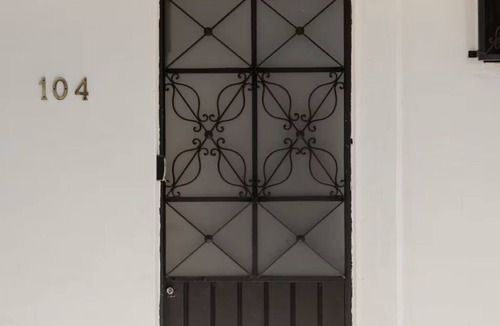 Jalatlaco House | Centrally located house with high speed Internet "Casa Villa".