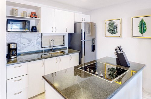 Downtown Cabo San Lucas Hotel | Cerro Colorado Condo - 1BR | Condo in Cabo San Lucas