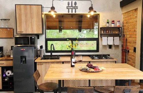 Tapalpa Ski Chalet | Chalet VerdeTerra cottage for remote housing or work