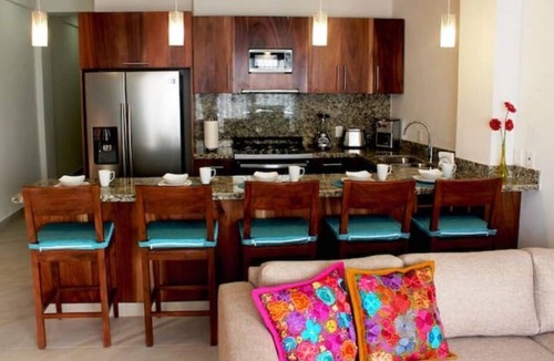 Downtown Puerto Vallarta Condo | Charming 1BR condo with Rooftop Infinity Pool