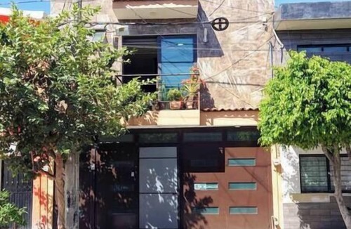 Guadalajara House | Charming 2-bedroom house with WiFi and AC in lovely Guadalajara