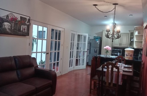 San Miguel Duenas House | Charming 3-bedroom house in amazing San Miguel Dueñas with WiFi