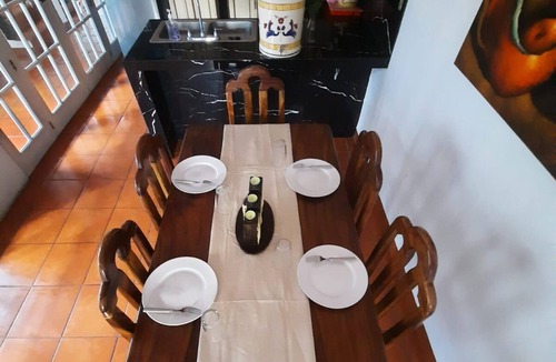 San Miguel Duenas House | Charming 3-bedroom house in amazing San Miguel Dueñas with WiFi
