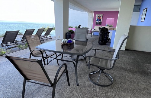 South Shore Hotel Area Condo | Charming 3-bedroom plus office condo in enchanting Puerto Vallarta with WiFi, AC