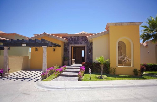 Paraiso Escondido Villa | Charming 3-bedroom Montecristo Private Estate Villa in Cabo San Lucas
