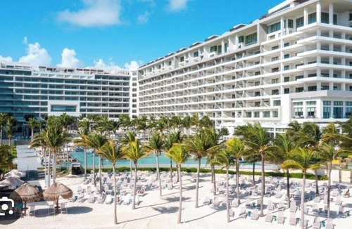 Puerto Juarez Resort | Charming Garza 5+ Diamond resort in Cancún, enjoy and relax!