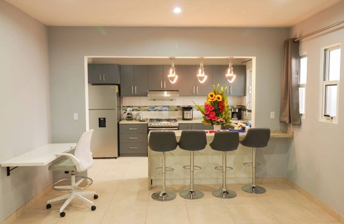 Santa Cruz Xoxocotlan Apartment | Charming and Modern! Apartment, 10 min from the Zócalo of Oaxaca.