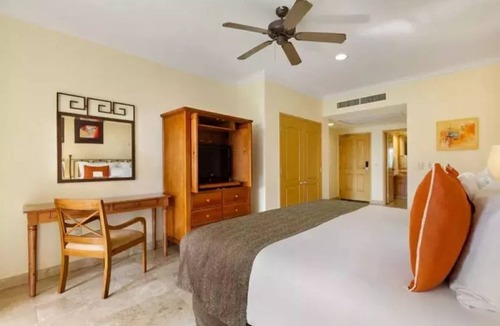 El Medano Ejidal Resort | Charming Oceanview Studio in Beach Resort in Cabo San Lucas
