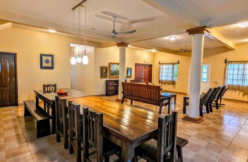 Santa Maria Tonameca House | Charming Retreat 3BR Pool Access and Ground Floor