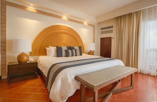 Amapas Hotel | Charming Room w/Stunning Balcony Views and Poolside Relaxation