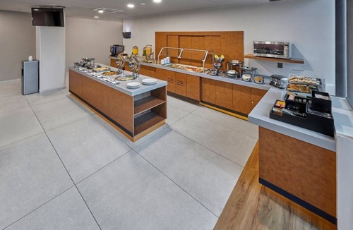 Zona Paseo Montejo House | Charming Stays Near Vibrant Museums and Local Galleries - 3 Units