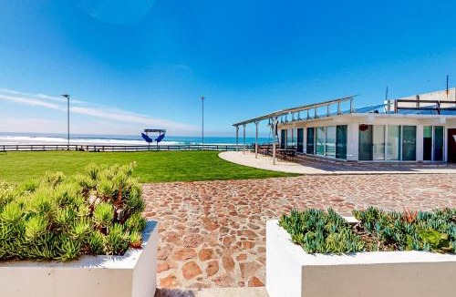 La Paloma House | Cheerful Dog-Friendly Villa with Beach Views, Outdoor Pool, Private Patio, & AC