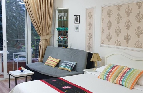 District 4 Hotel | Chez Lotus Rose