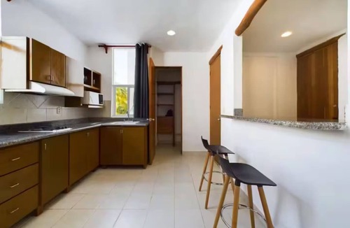 Downtown Apartment | Chic 1BR with Pool & Parking