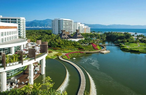 Las Jarretaderas Hotel | Chic 2-bedroom hotel suites with AC, fitness room in amazing Nuevo Vallarta