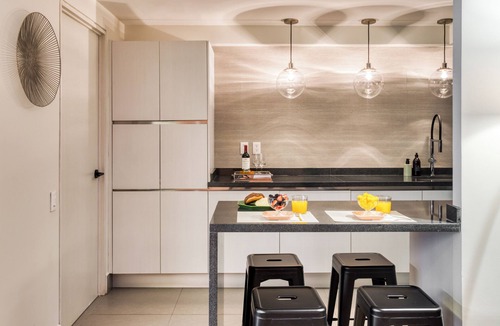 Hipodromo Apartment | Chic Barrio Living in Roma Norte - 2BR & Rooftop