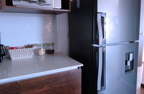 Zona 12 Apartment | CHIC & COMFORTABLE STAY – CLOSE TO AIRPORT
