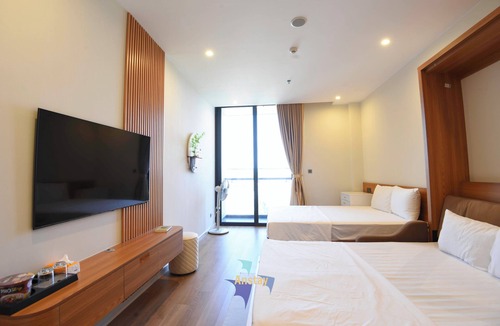 Ha Long Apartment | Chic Studio ICON40 Hạ Long Netflix Access