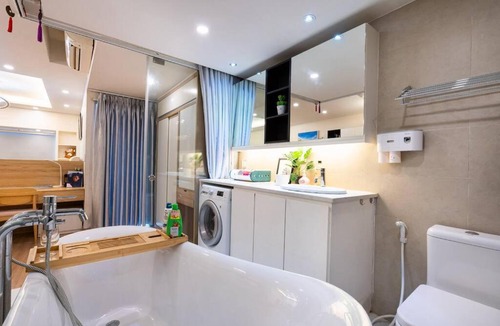 Thu Thiem Apartment | Chill 1BR Lexington with bathtub near Estella, D2