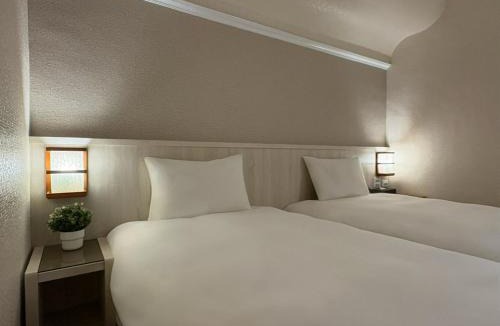Cianjin District Hotel | Chillax Inn 知樂愛河館