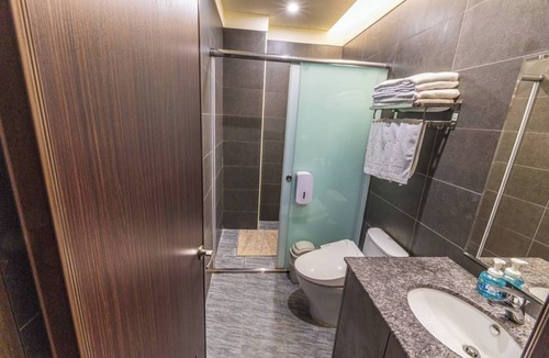 Longtan District Hotel | Chuanfu Shimen Hotel