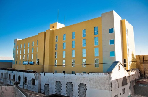 Apizaco Hotel | City Express by Marriott Apizaco