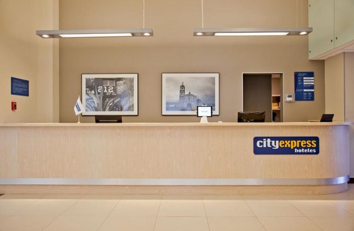 Apizaco Hotel | City Express by Marriott Apizaco