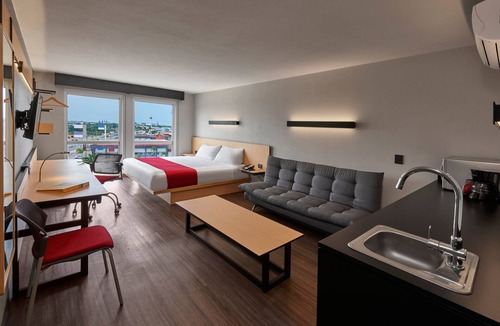 Tampico Hotel | City Express by Marriott Tampico Altamira