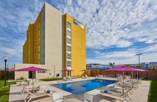 Parcelas Hotel | City Express by Marriott Rosarito