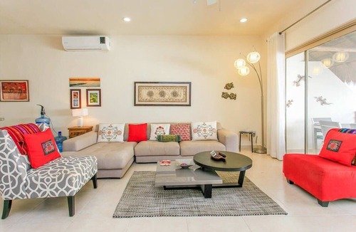 Zama Apartment | Coastal Luxe Penthouse: Rooftop Jacuzzi & Grill