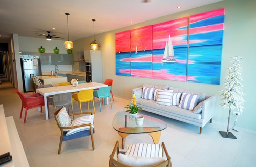 Chicxulub Puerto Apartment | Coastal Paradise: Beautiful beachfront penthouse - Kalendas