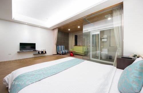 Zhuangwei House | Colorful Fish Cottage