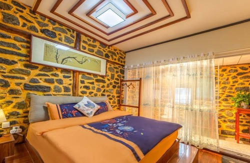 Dali Ancient Town House | Colorful Flower Guesthouse