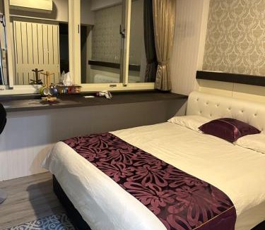 Zhuangwei Bed & Breakfast | Colors of the Wind B&B