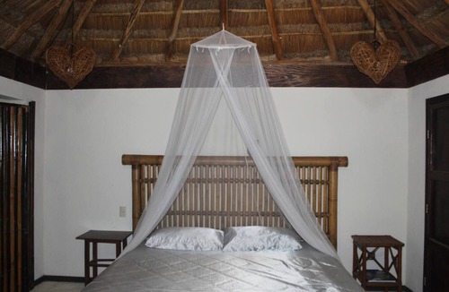 Akumal Resort | "Come and Live the dream at Vida Jungle Resort." a warm welcome awaits you here