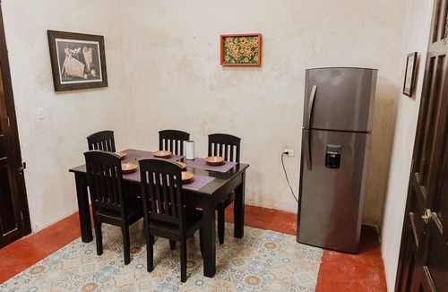 Zona Centro House | Comfortable 3-bedroom house with AC, WiFi and pool in Campeche's historic center