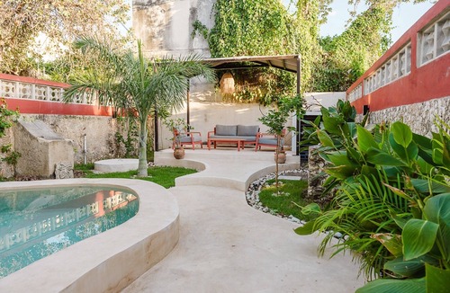 Zona Centro House | Comfortable 3-bedroom house with AC, WiFi and pool in Campeche's historic center