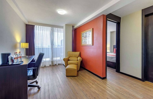 San Luis Potosi Hotel | Comfort Inn San Luis Potosi