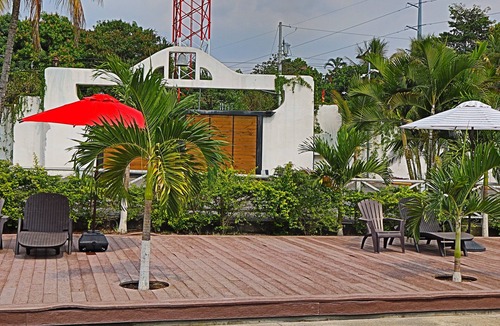 Santa Clara La Laguna Villa | Comfortable house 5 minutes by car from Irtra, for families and groups.
