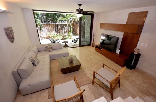 Zama Apartment | COMFY APR with WiFi, AC , PRIVATE POOL in lovely Tulum