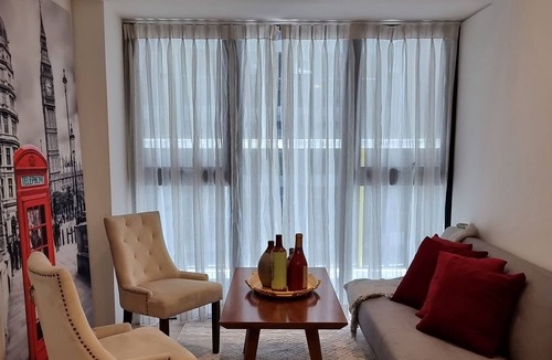 Zona 4 Apartment | Comfy apt near cultural district Guatemala