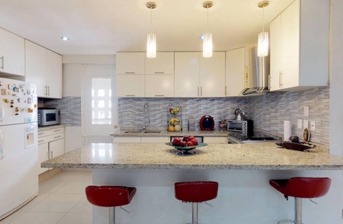 Veracruz Apartment | Completely Remodeled Beachfront Apartment