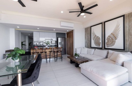 Mazatlan Apartment | con vista al mar| frente a malecon by Gpsrentas