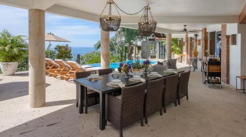 Conchas Chinas Villa | Conchas chinas villa 111- Transportation and staff included