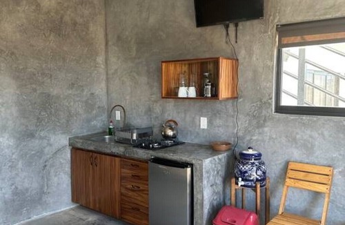 Cerritos Villa | Condo#2-5Min Walk to Beach/Surf-Sleeps2-KingSuite