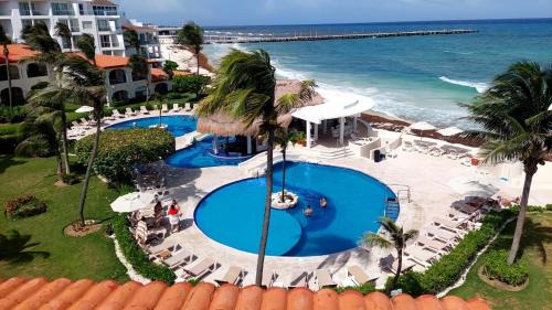 Playacar Fase I Apartment | Condominio Xaman Ha 7107